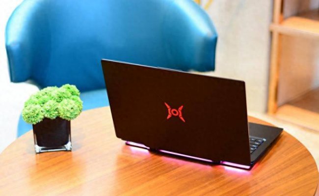 荣耀游戏本v700评测