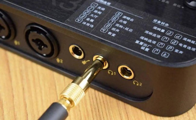 索爱w810是什么耳机插口的