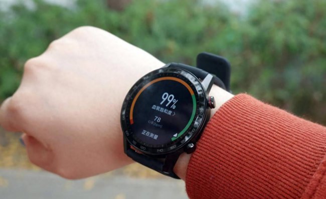 荣耀magicwatch2测评