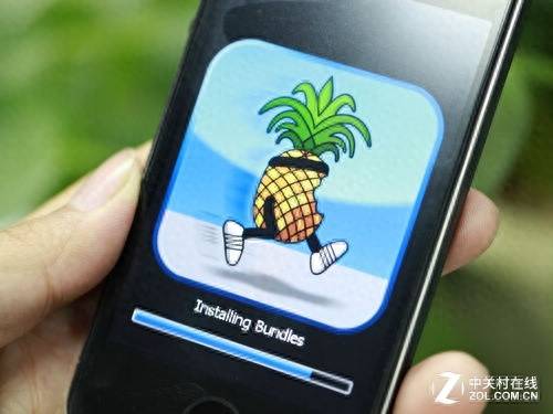 iphone8一直卡在白苹果