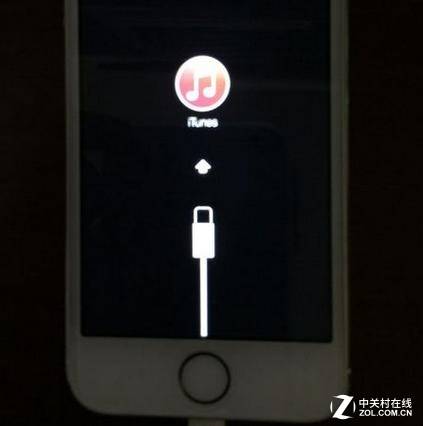 iphone8一直卡在白苹果