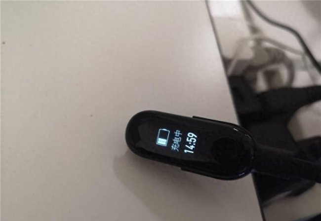 小米手环3和2的区别在哪里