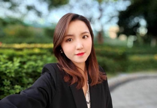 智能手机的外形特点介绍怎么写