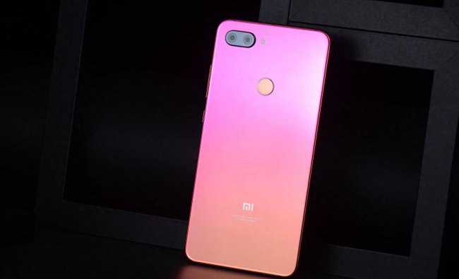 小米8青春版用的什么屏幕