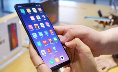 小米华为哪个好用 2023年性价比比较高的手机推荐