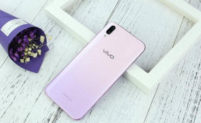 vivoy97打游戏怎么样