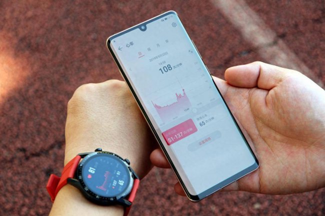 华为gt2怎么接微信语音通话功能