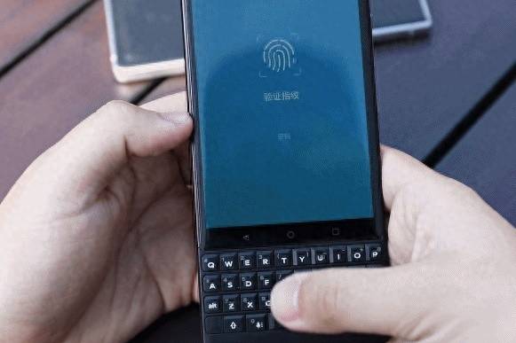 黑莓key3和key2哪个好
