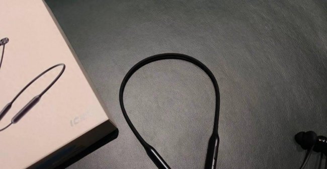 荣耀运动蓝牙耳机怎么用教程