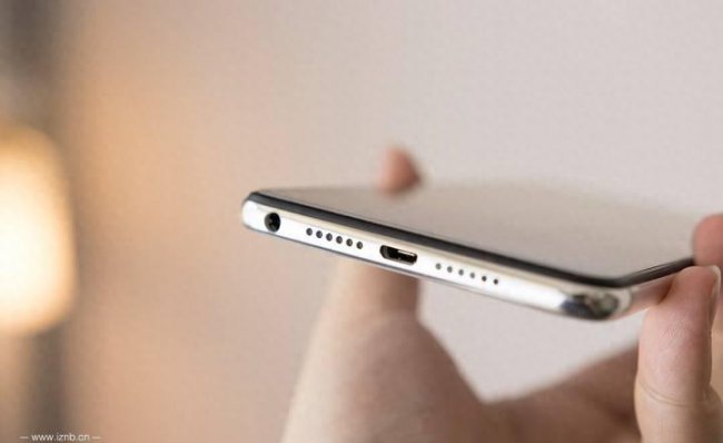 oppor15标准版屏幕多大