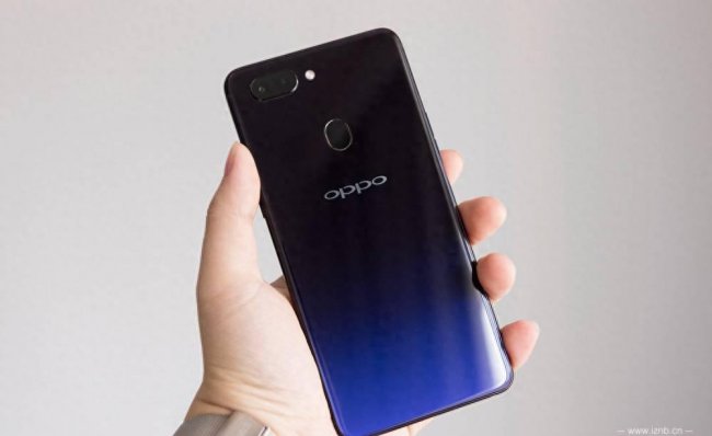 oppor15标准版屏幕多大