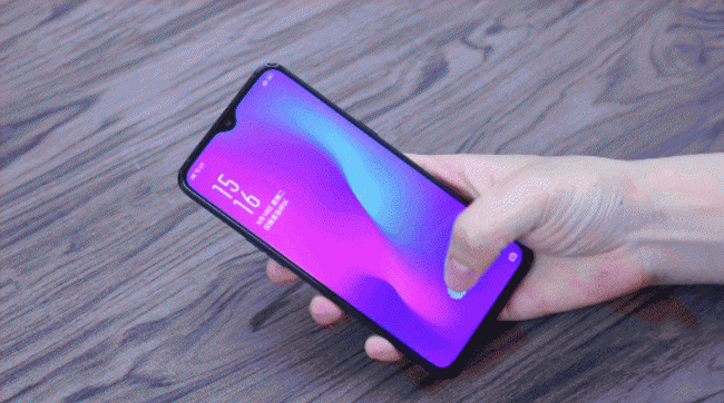 oppor17pro屏幕是什么材质