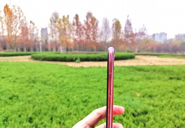 荣耀10青春版手机壳和哪个通用的
