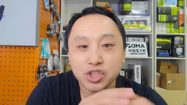 飞利浦与aoc显示屏差距多大