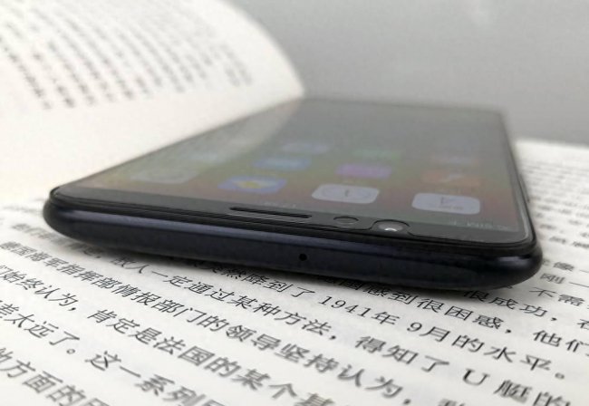 oppor11s卡槽在哪里