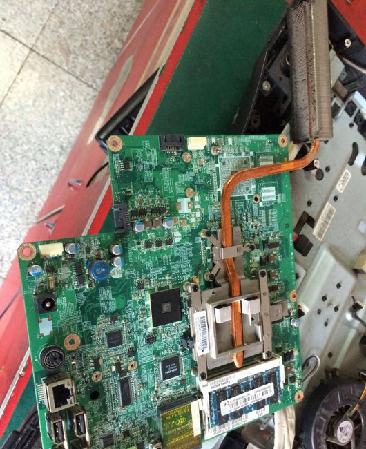 联想扬天s710一体机拆机