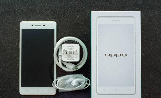 oppor7和r8有什么区别