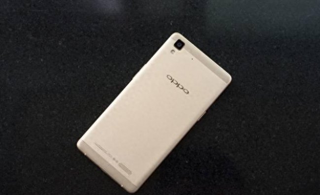 oppor7和r8有什么区别