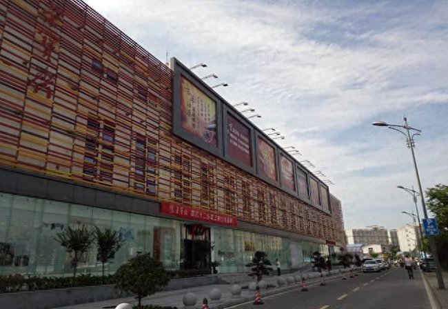 oppor7和r8有什么区别