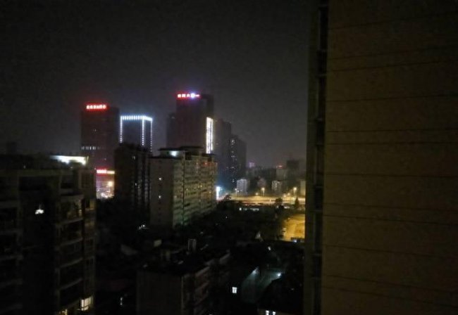 oppor7和r8有什么区别