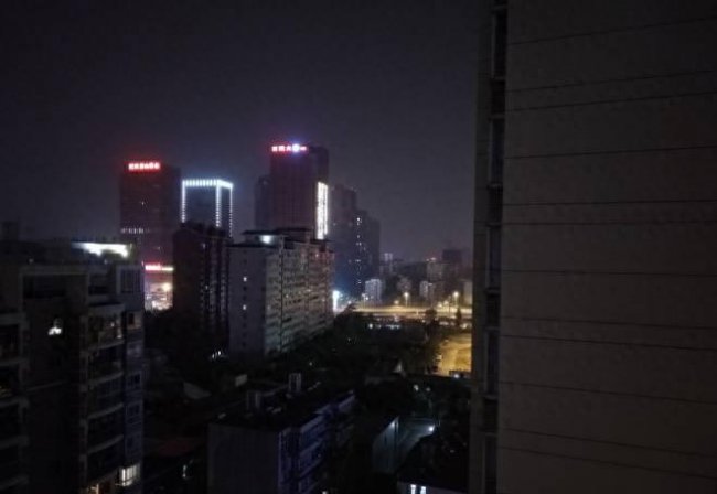 oppor7和r8有什么区别