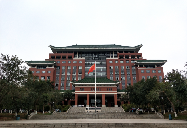 华为nova3是什么屏幕材质