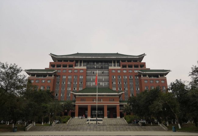 华为nova3是什么屏幕材质