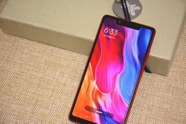 小米8se屏幕是lcd还是oled