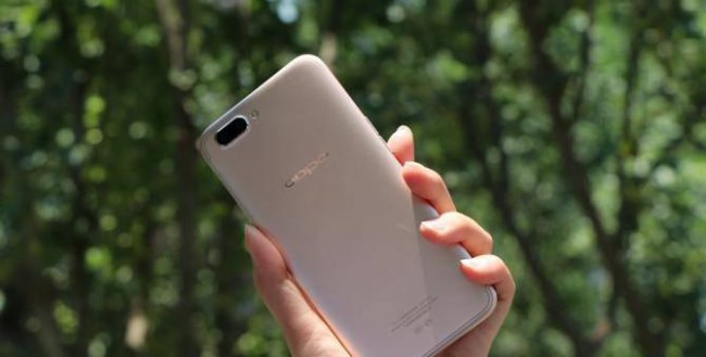 oppor11是5g手机吗