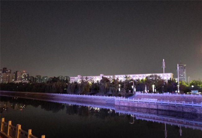 oppor17pro是双卡双待吗