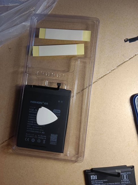 红米note7如何更换电池