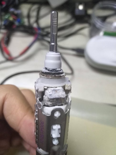 飞利浦电动牙刷怎么拆卸