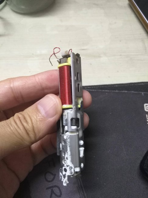 飞利浦电动牙刷怎么拆卸
