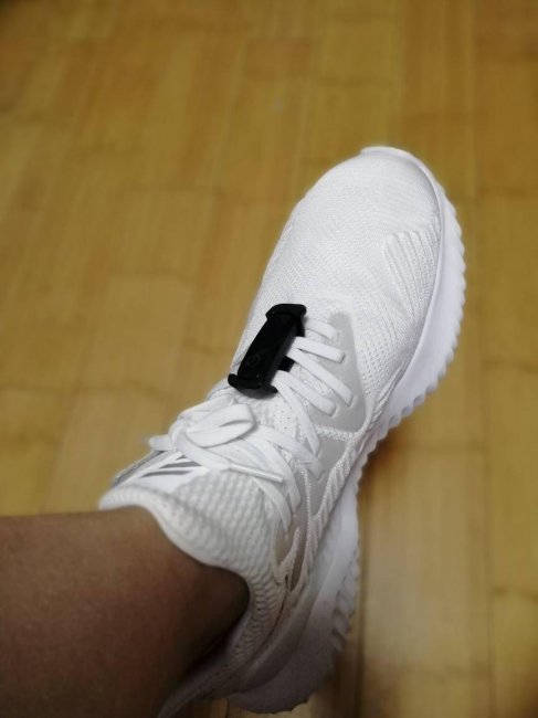 荣耀手环4running版防水吗