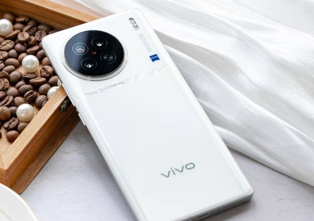 vivo手机多少钱一台