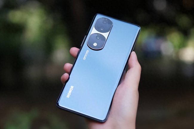 荣耀70跟x30哪个好