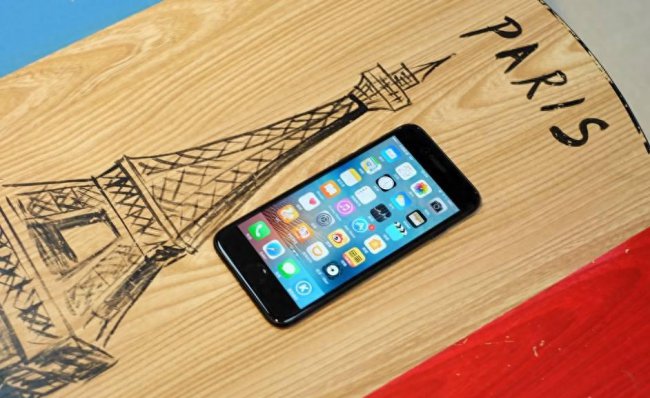 iphone7是双扬声器吗