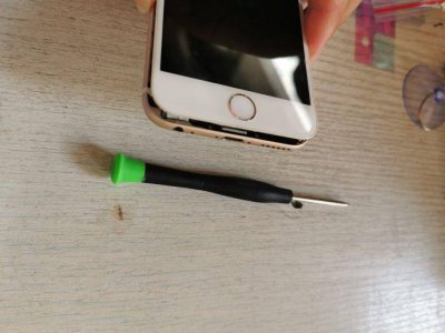 红米5电池怎么拆卸 红米note5换电池教程