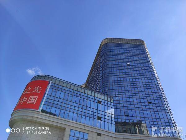 小米9se屏幕材质怎么样