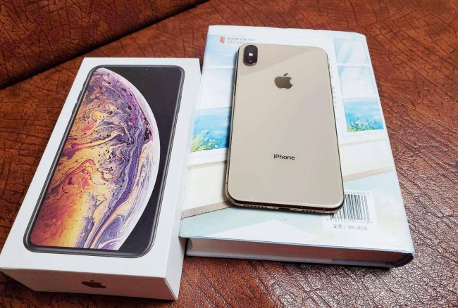 iphonexsmax值得购买吗