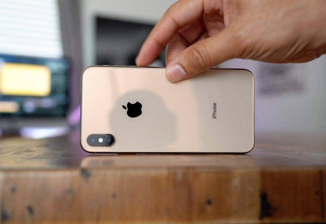 iphonexsmax值得购买吗