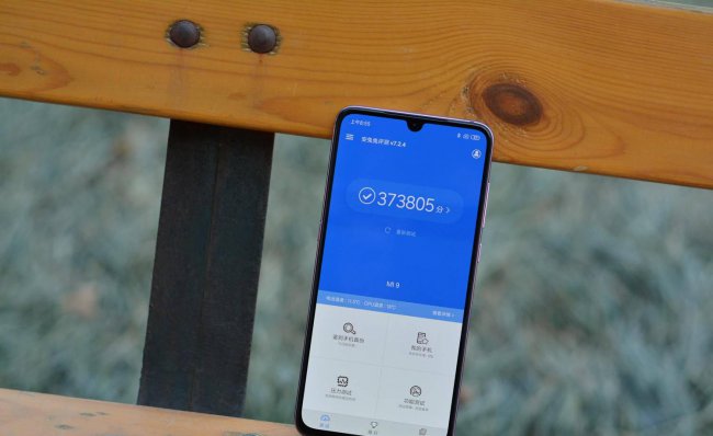 小米9现在还值得入手吗