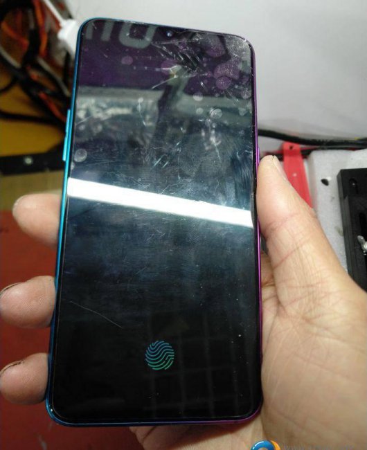 oppor15换屏要多少钱
