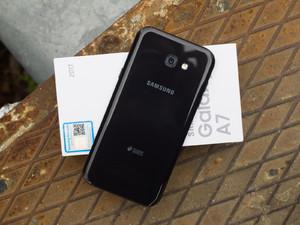 三星galaxya7是什么型号