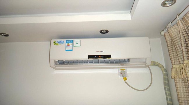 空调漏水内机漏水怎么修理