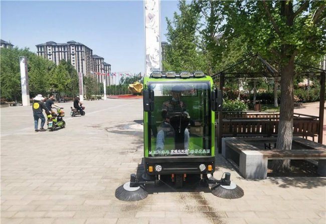 扫地机怎么使用