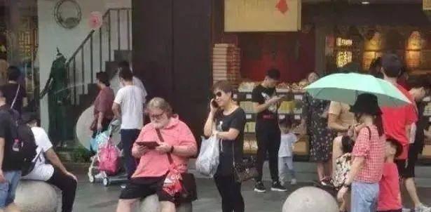求生之路2免steam补丁怎么用