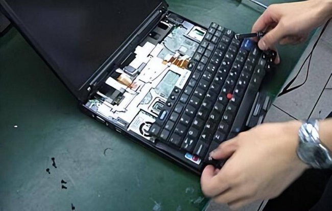 电脑键盘错乱是什么原因