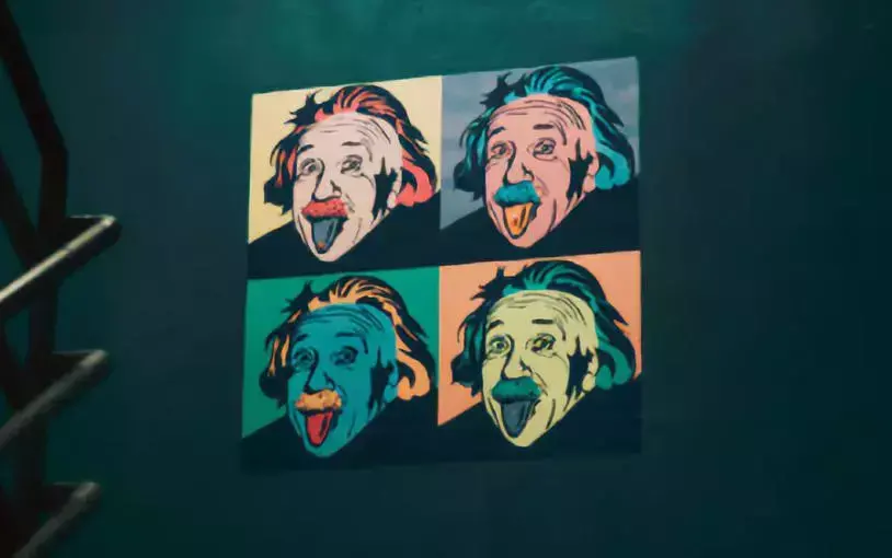 老公玩游戏妻子明智的做法