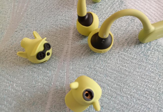 dacom蓝牙耳机怎么连接手机